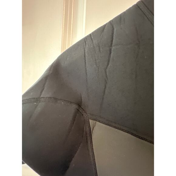 Hyperflex Men’s Black 2.5mm Shorty Wetsuit Size Medium - Picture 10 of 12